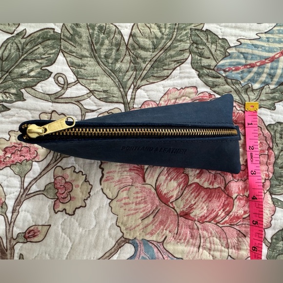 New Portland Leather Goods Deep Water Alpine Pouch - Picture 3 of 7